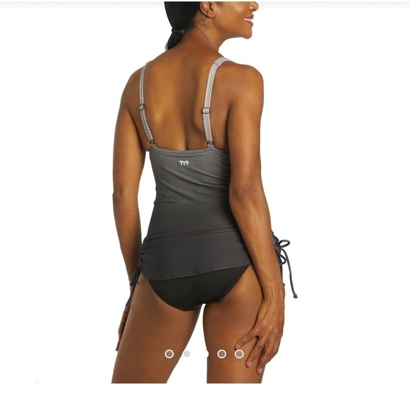TYR Women's Fishnet V-Neck Sheath One Piece Swimsuit Size 6 NWT - Picture 2 of 13